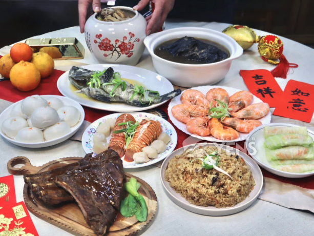 「2025海鮮年菜開箱，頂級食材人均$400高CP値」快來看#艾瑞絲的吃貨日常