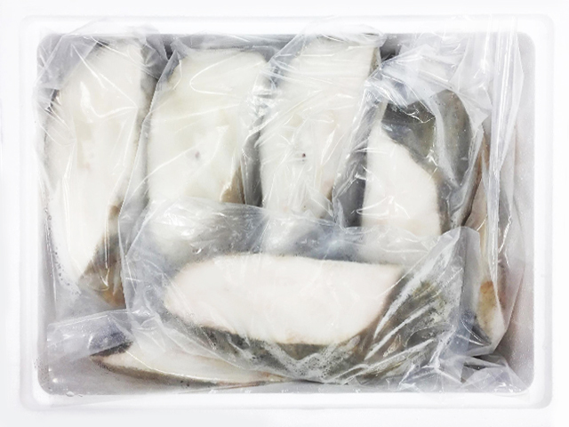 皇冠 大比目魚(扁鱈)切片<P>Halibut Steak<span>色澤雪白油度適中肉質細膩</span>