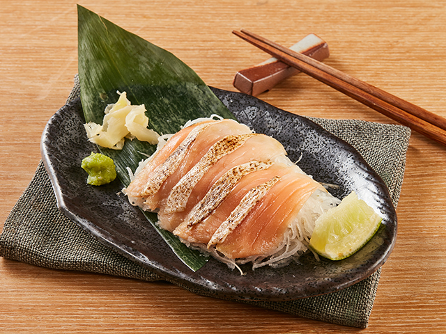 炙燒鮭魚腹片<P>Torched Salmon Belly Cutting Meat