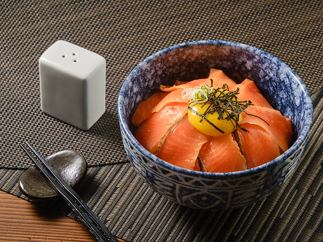 Torched Salmon Trout Sushi Slice
