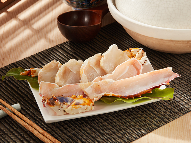 Raw Red King Crab Leg Portions