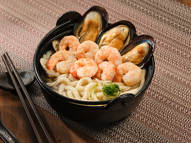 Frozen Peeled & Deveined White Vannamei Shrimp (Broken)