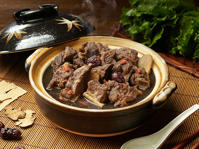 品元堂 藥膳羊肉爐<P>Lamb Soup With Chinese Herbs