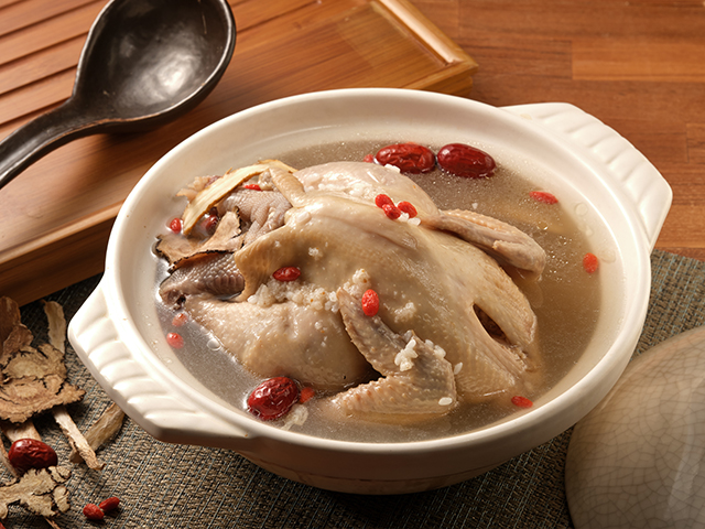 Braised Stuffed Chicken with Glutinous Rice