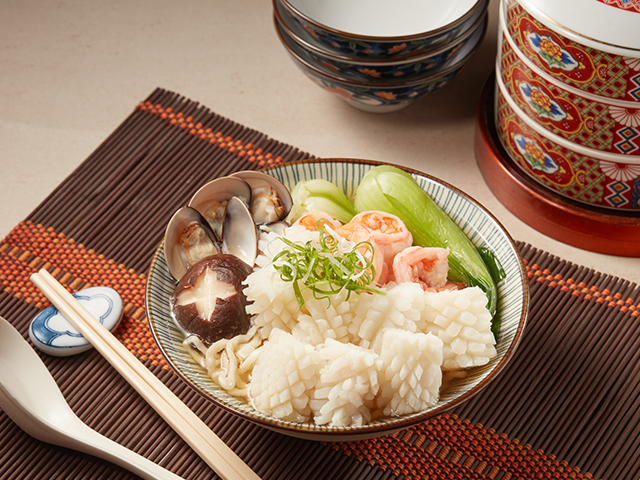 Boiled Crisscross-Cut Squid Slice