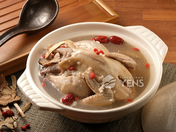 Braised Stuffed Chicken with Glutinous Rice